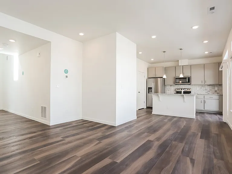 4732 N Tower Dr — Photo 5