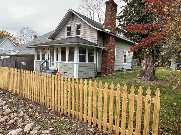 322 Cherry St, Galion, OH 44833