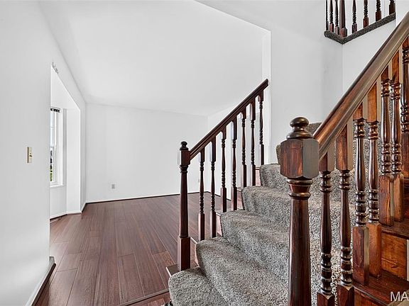 5th image of 39 Green Pines Cir