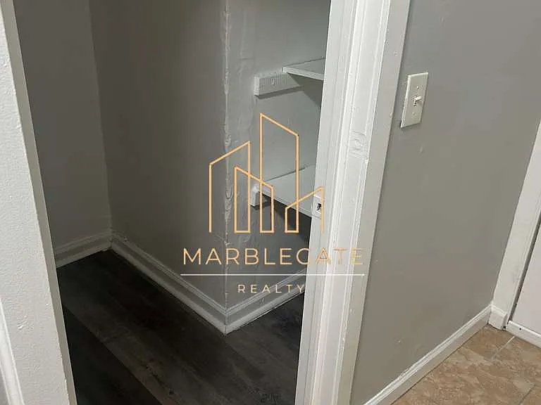 410A Union Ave #11 — Photo 6