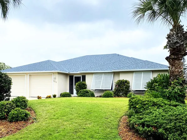 370 Lakeview Dr, Melbourne Beach, FL 32951