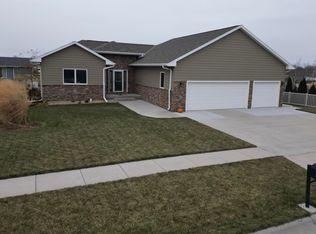 5011 Jordan Way, Hastings, NE 68901
