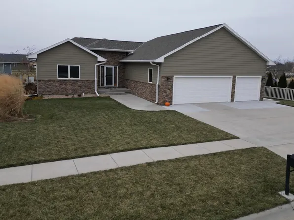 5011 Jordan Way, Hastings, NE 68901