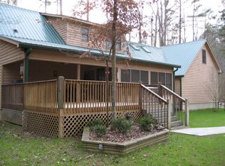 214 Ivy St, Ellijay, GA 30540