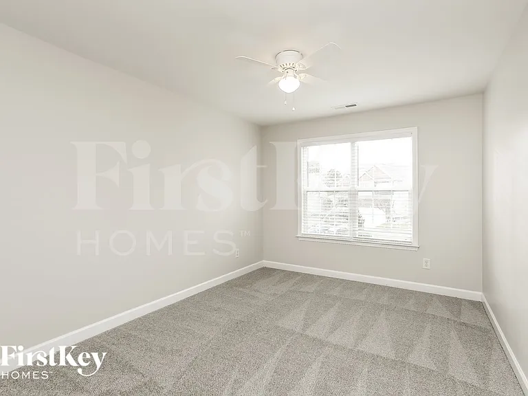 5605 Catskill Ct — Photo 11