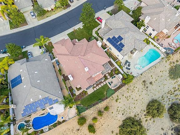 4th image of 3147 Willow Creek Pl