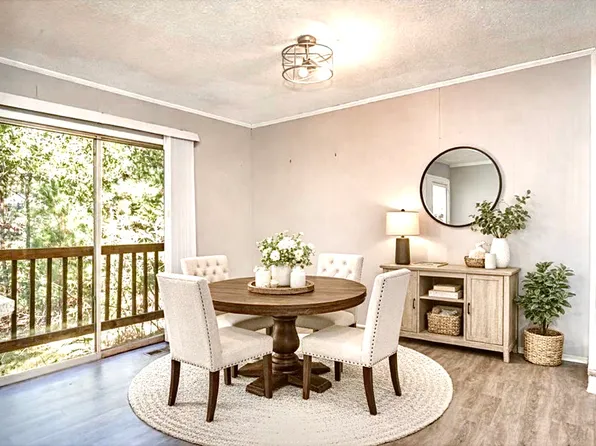 758 Amber Dr, Fayetteville, NC 28311