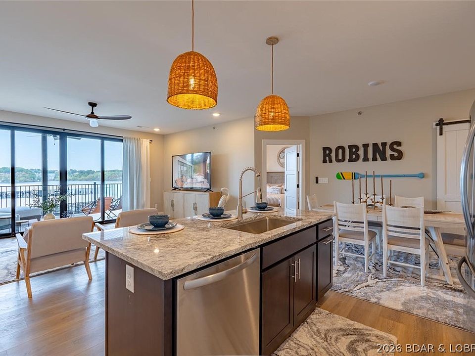 1st image of 4925 Robins Cir #2B