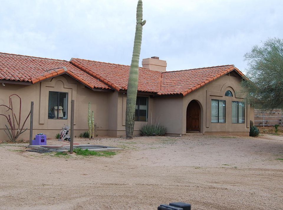 1st image of 6740 E Dixileta Dr