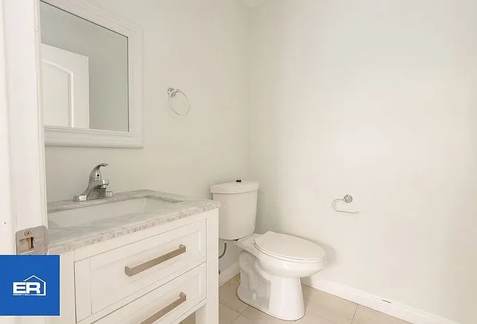 2720 E Cincinnati St #2720 — Photo 22