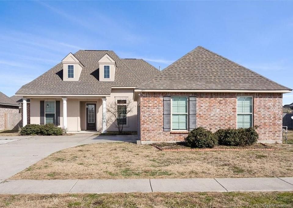 1st image of 3231 Finwood Dr
