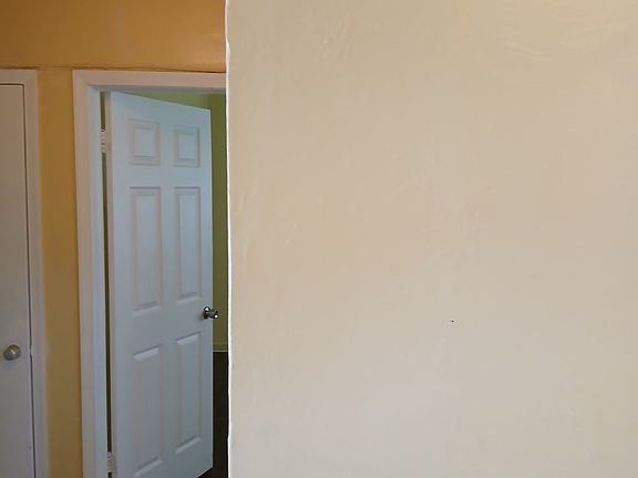 2nd image of 550 NW 88th St #1