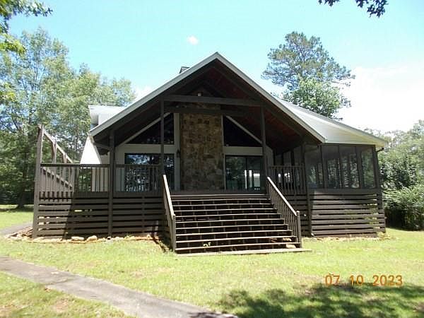 1st image of 8092 Beachwood Dr