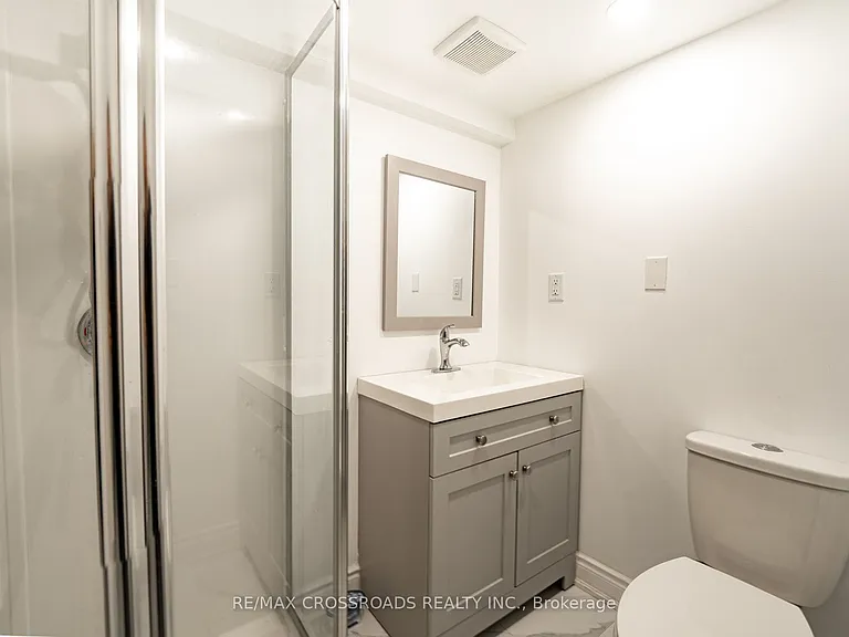 176 William Roe Blvd #BASEMENT — Photo 6