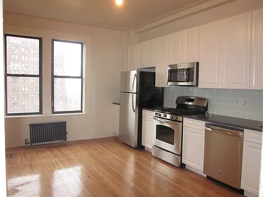 Rented by Metropolitan Equities | media 13