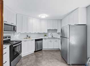 Kent Manor, Chatham Kent, ON N7M 1K3