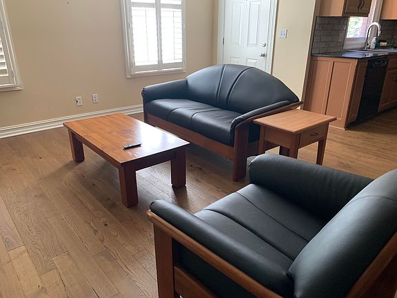 Warm colors, comfortable seating