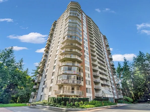 2024 Fullerton Ave #702, North Vancouver, BC V7P 3G4
