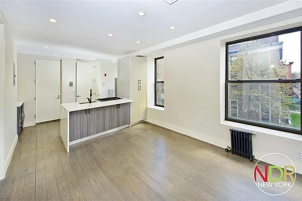 Rented by United Group | media 18