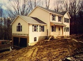 13 Ironwood Dr, Newtown, CT 06482