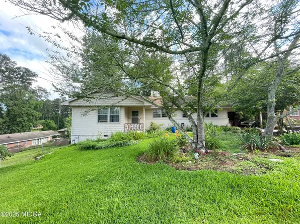 2742 Forest Ridge Dr, Macon, GA 31204