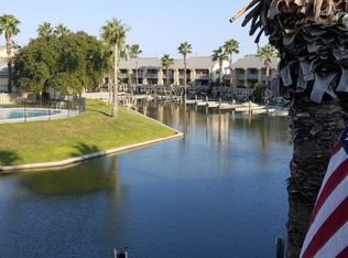 1601 Bayhouse Dr, Rockport, TX 78382