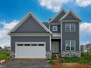 5853 Wild Lilac Dr #24, East Petersburg, PA