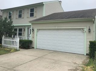 215 Annapolis Dr, Vernon Hills, IL