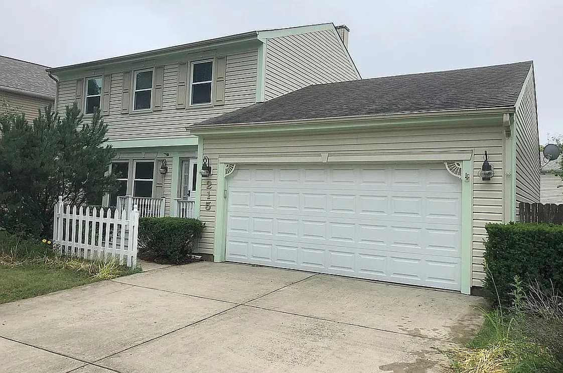 215 Annapolis Dr photo 1