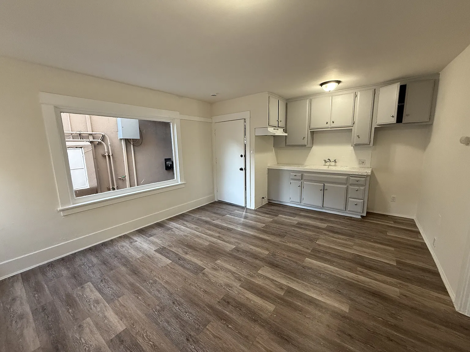 6606 Malabar Street - C — Photo 3