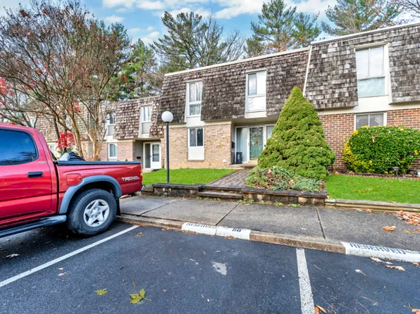 19104 Stedwick Dr, Gaithersburg, MD 20886