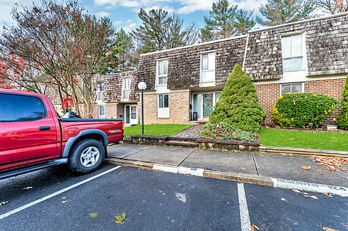 19104 Stedwick Dr Photo 1