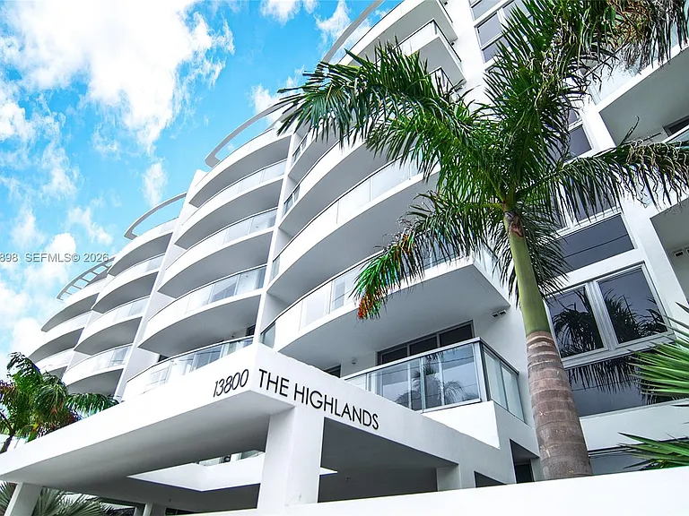 13800 Highland Dr #Penthouse 4 — Photo 43