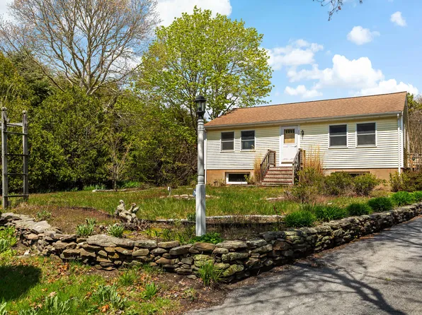 21 Pine Hollow Road, East Falmouth, MA 02536