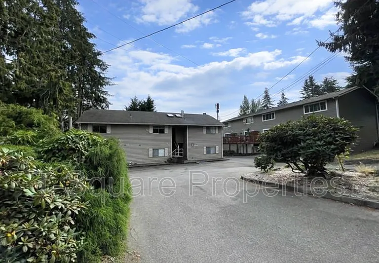 2720 204th St SW #C — Photo 22