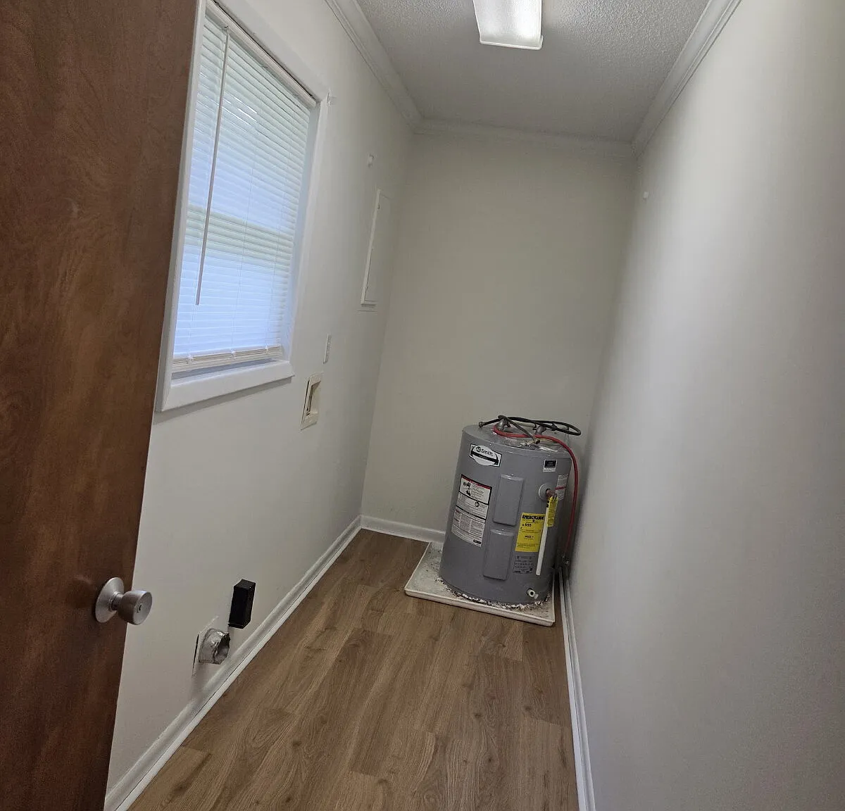 2 bed, 1.0 bath, 1000 sqft, $1,295 — Photo 1