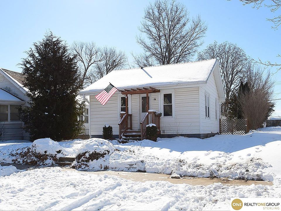 1st image of 2115 Central Ave