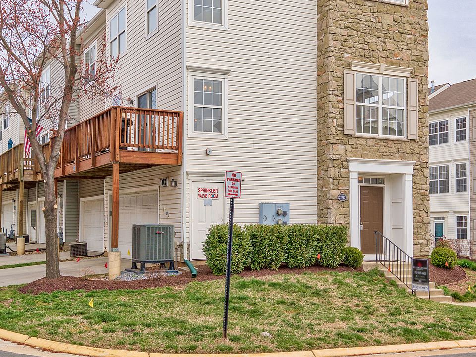 1st image of 21777 Kelsey Sq