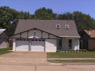 1st image of 2241 Chandelle Dr