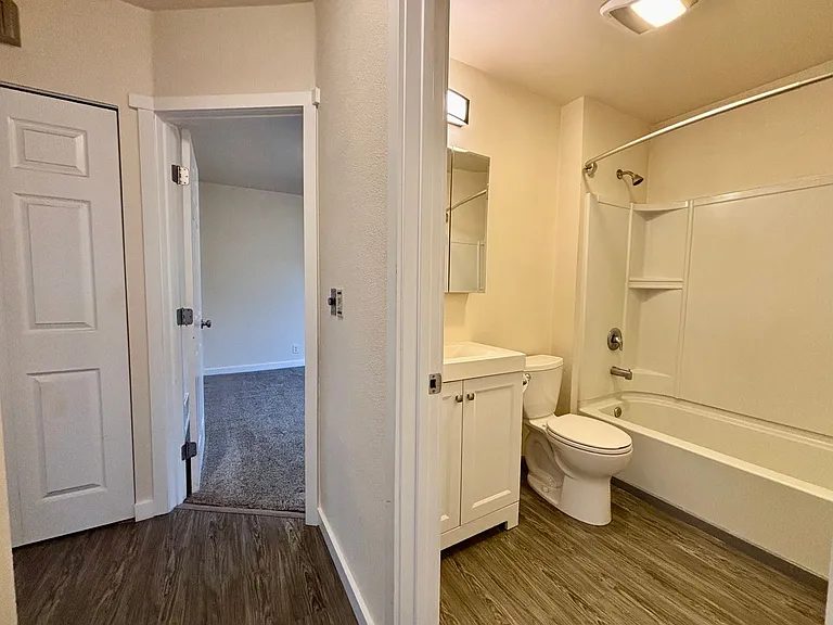 2018 Ln Montgomery — Photo 10