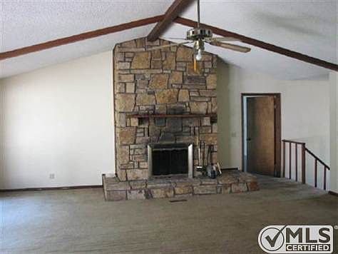 3rd image of 353 Caddo Ln