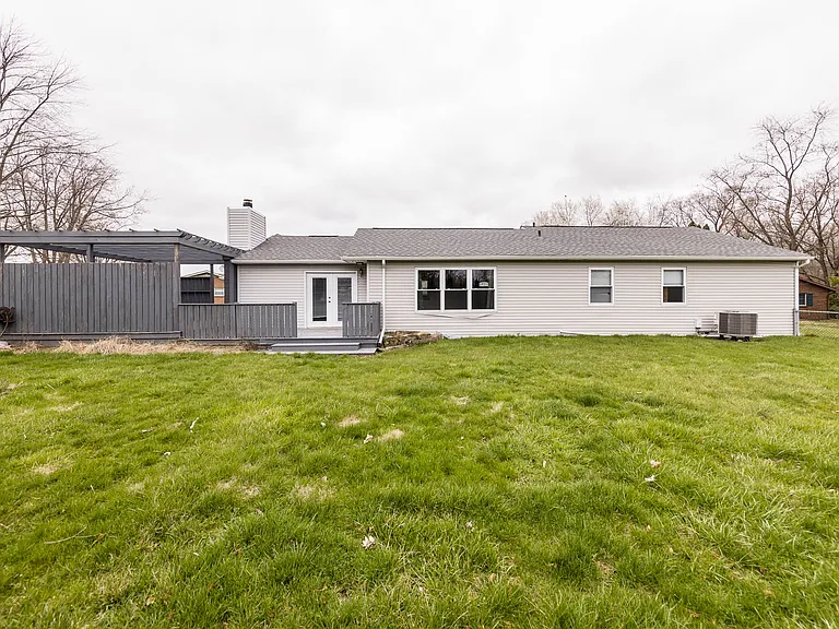 229 Topaz Ln — Photo 37