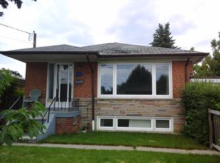 234 Waterloo Ave, Toronto, ON M3H3Z4
