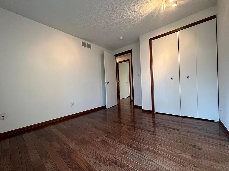 6995 Leytonstone Blvd — Photo 12