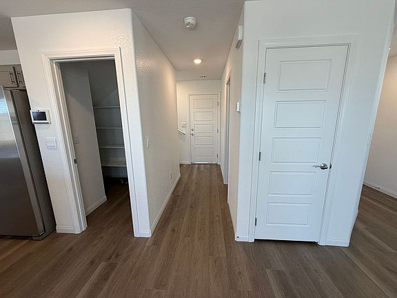3rd image of 10352 Ricordi St