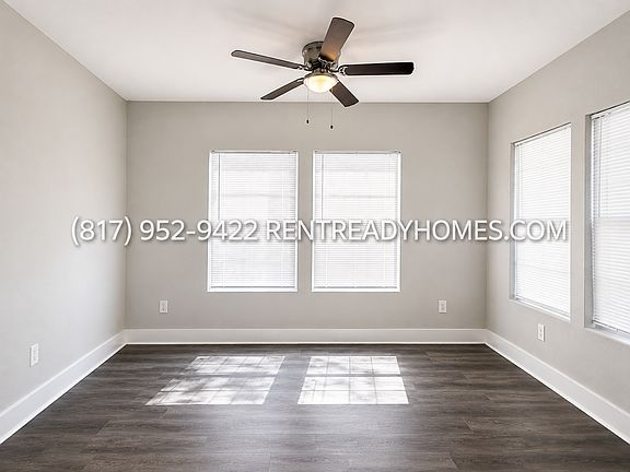 4th image of 102 Anderson St