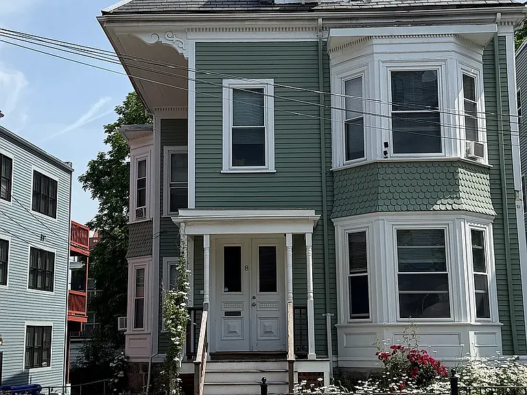 8 Westminster Ave #3 — Photo 17