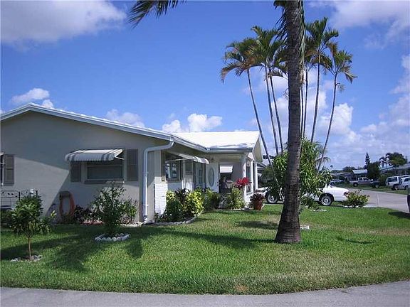 4th image of 4805 NW 44th Ave