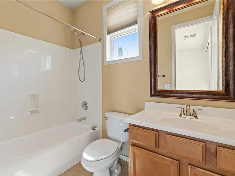 2435 E Desert Broom Pl — Photo 32