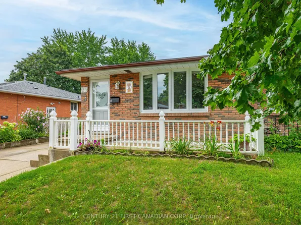 25 Noel Ave, London, ON N5V 1A8